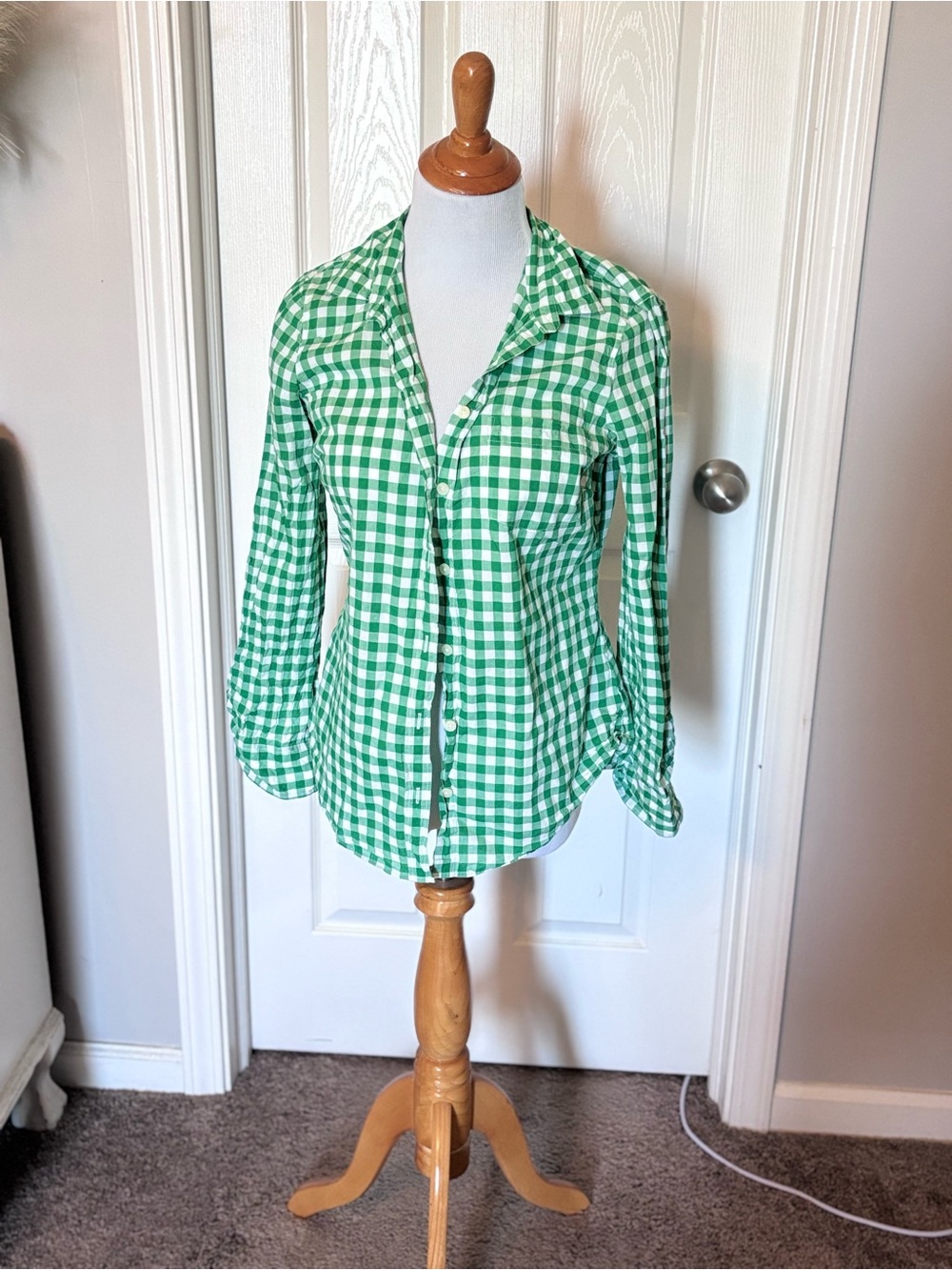 J CREW Green Gingham Button-Down Shirt - Women's Long Sleeve Top